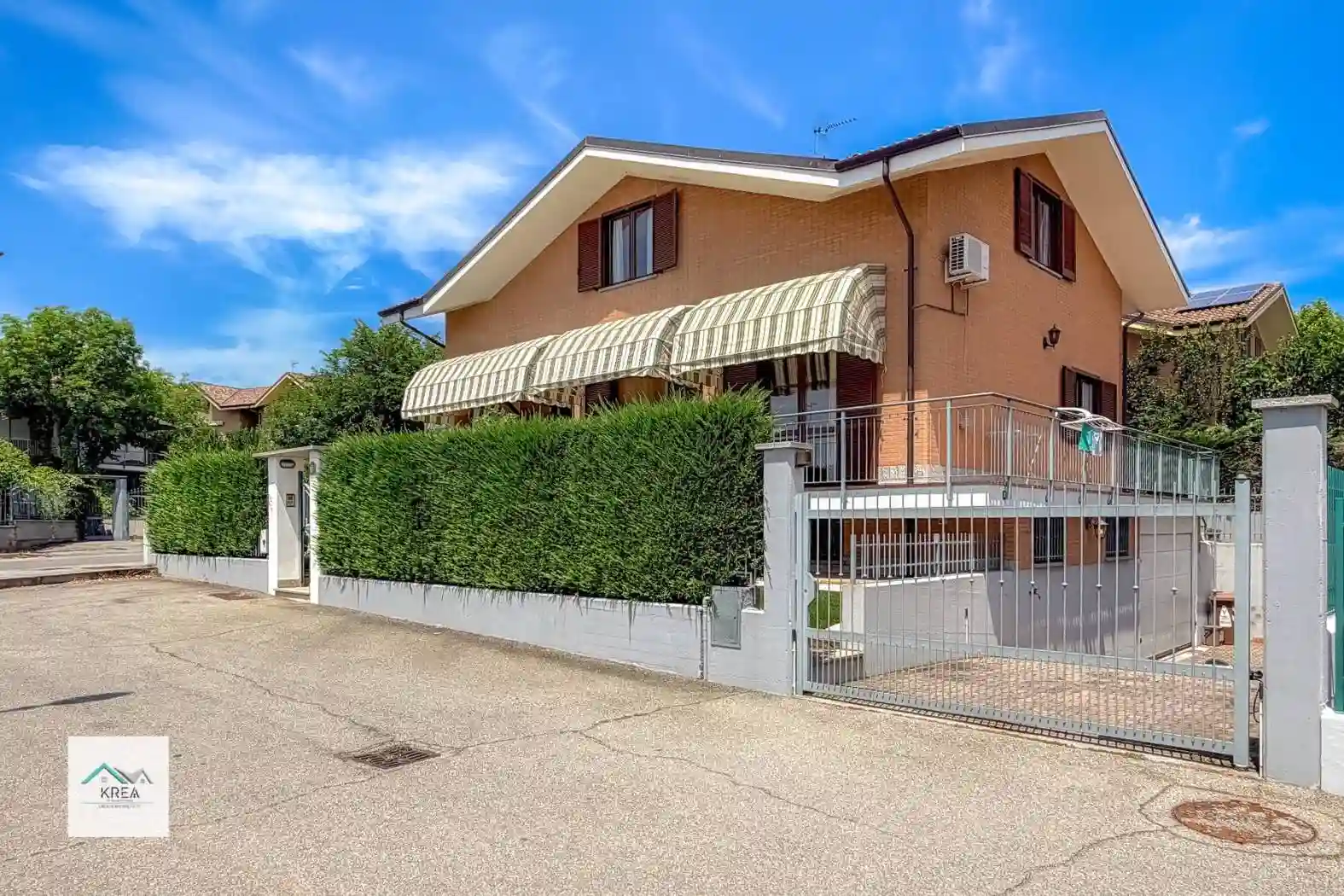 Villa - foto 2