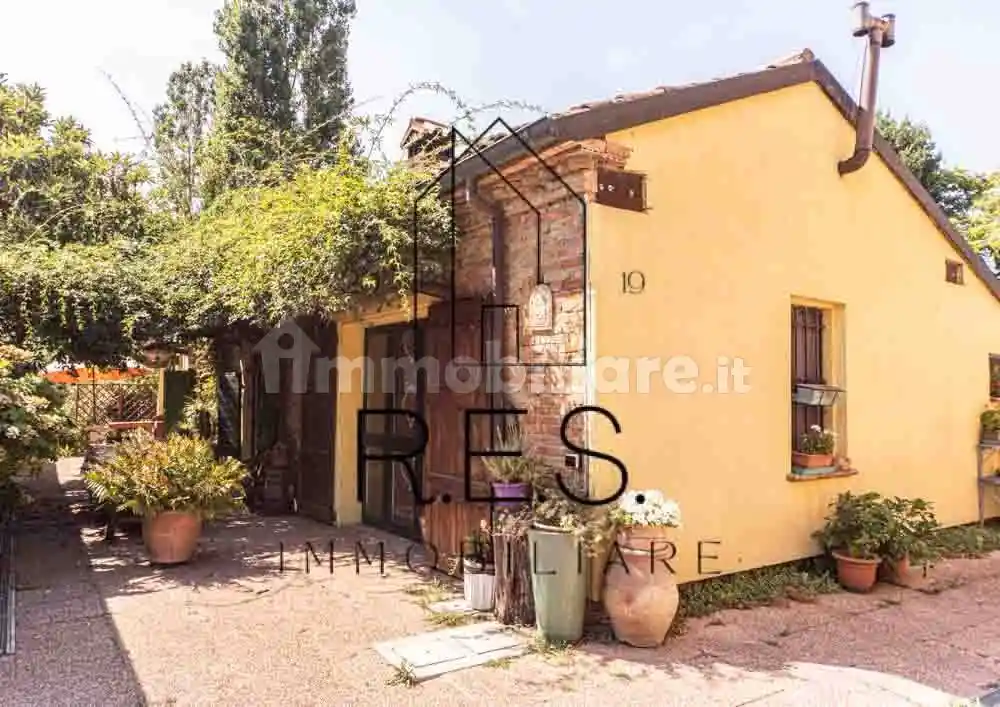 Villa in vendita a Conselice
