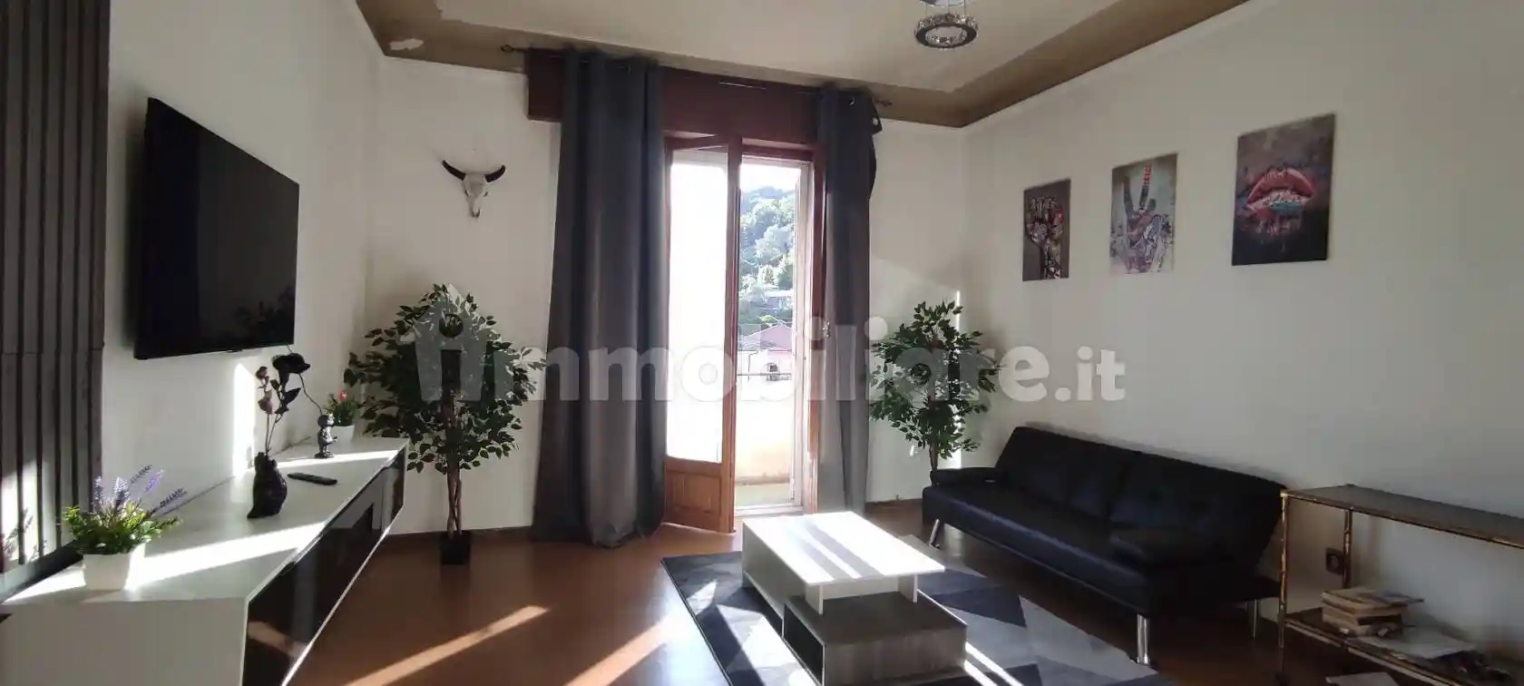 Appartamento in vendita a Vezzano Ligure