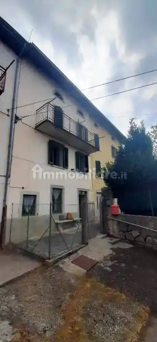 Casa indipendente in vendita a Costa Serina