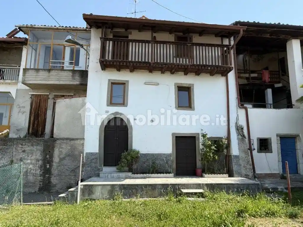 Casa indipendente in vendita a Adrara San Martino