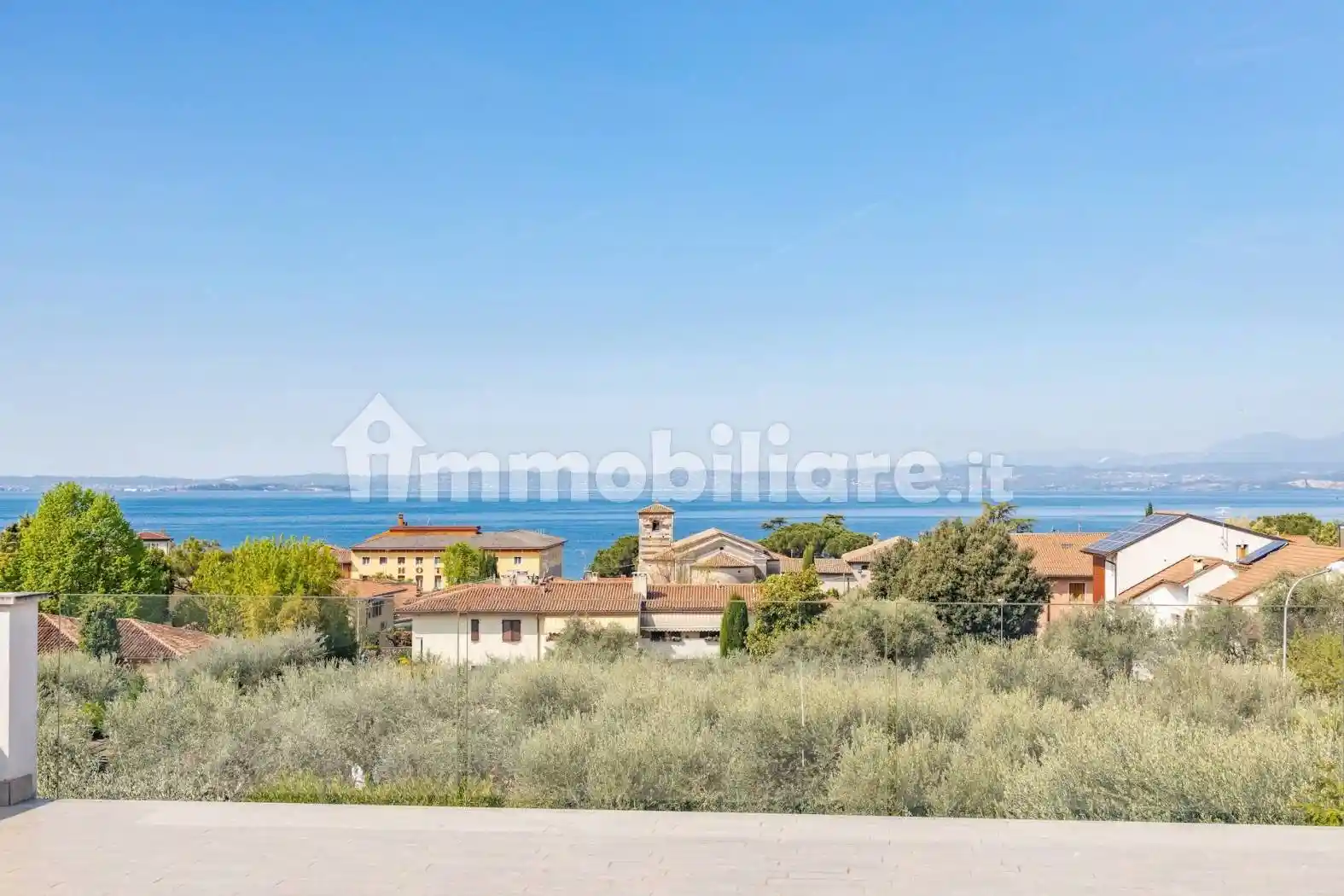 Villa in vendita a Bardolino