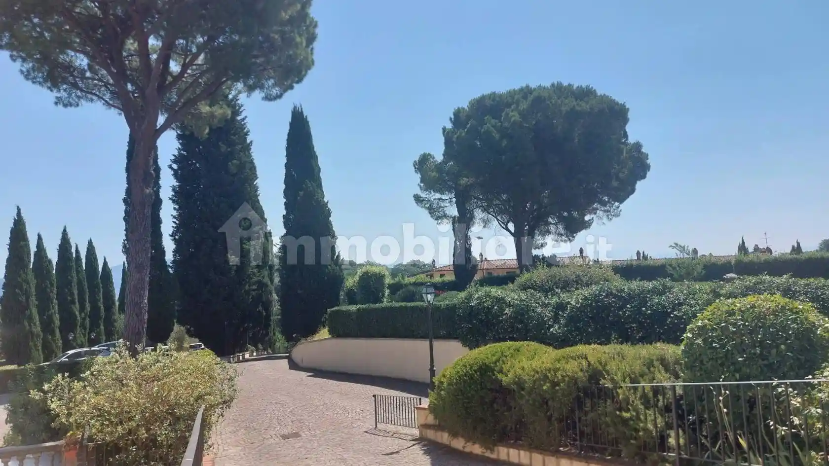 Appartamento in vendita a Carmignano