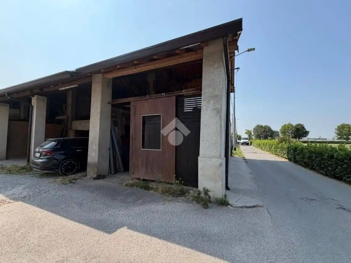 Rustico - Casale in vendita a Pessano con Bornago