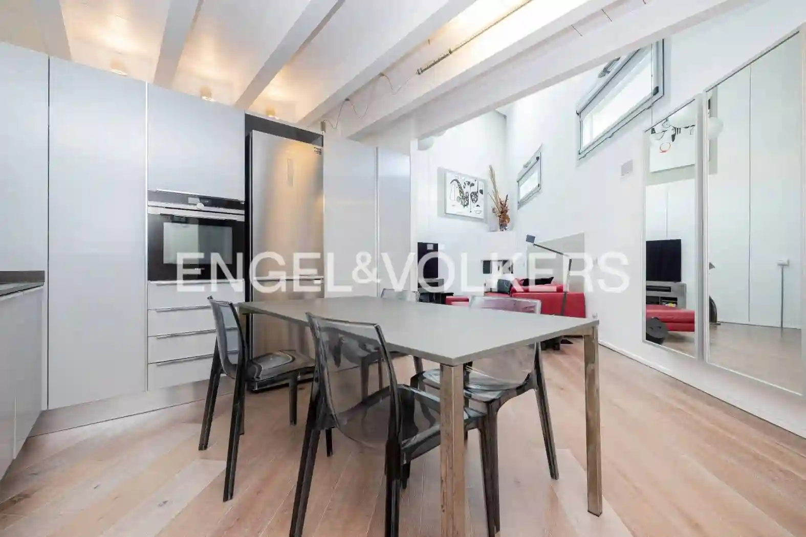 Loft - foto 2
