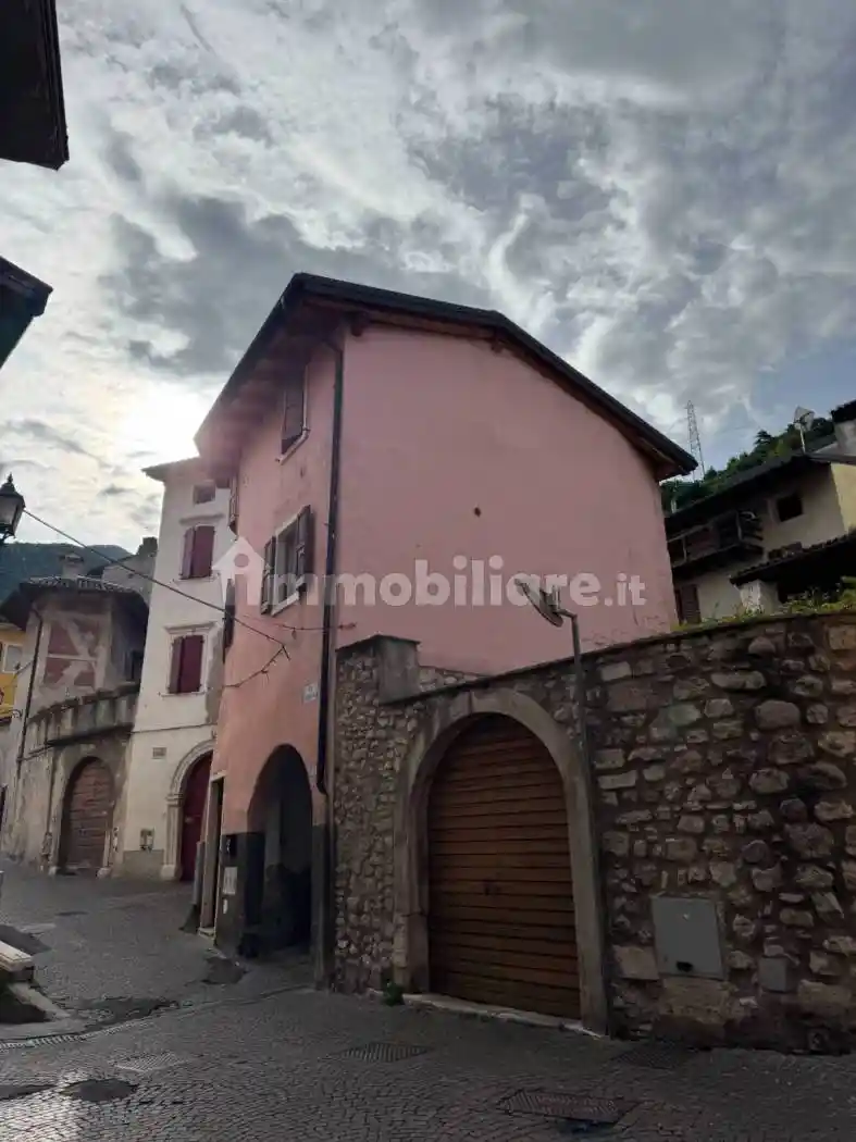 Appartamento in vendita a Ala
