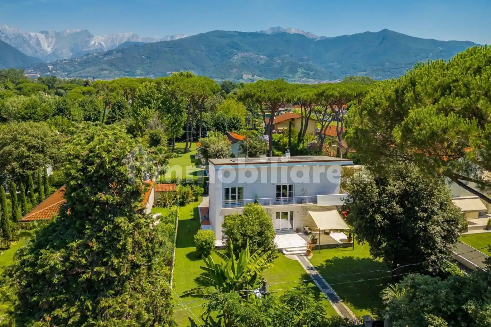 Villa in vendita a Massa