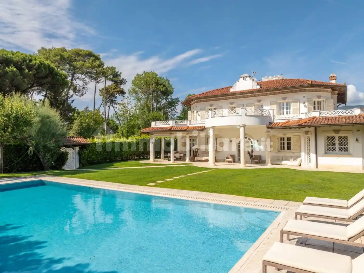 Villa in vendita a Forte dei Marmi