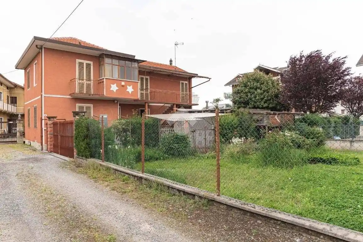 Casa indipendente in vendita a Ciriè