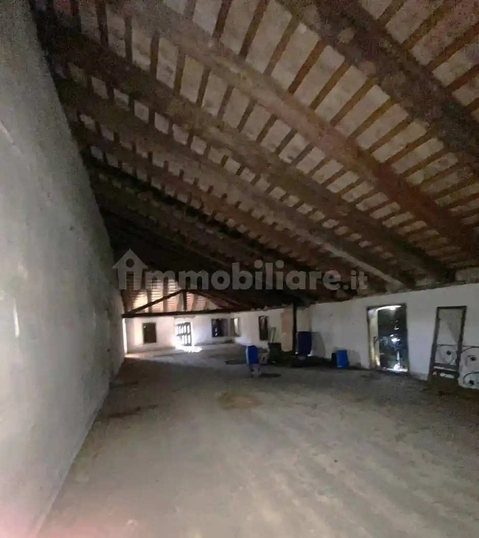 Rustico - Casale in vendita a Carbonera