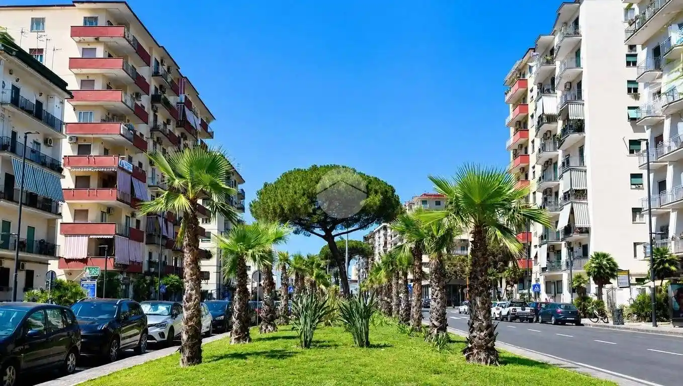 Appartamento in vendita a Napoli