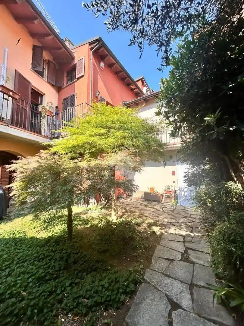 Casa indipendente in vendita a Tortona