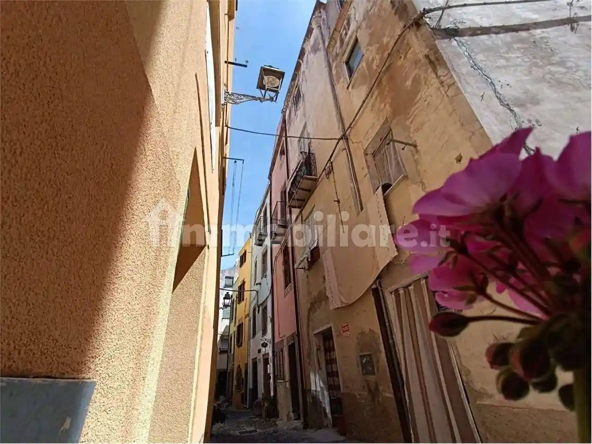 Casa indipendente in vendita a Bosa