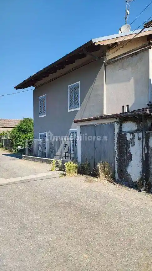 Villa in vendita a Santhià