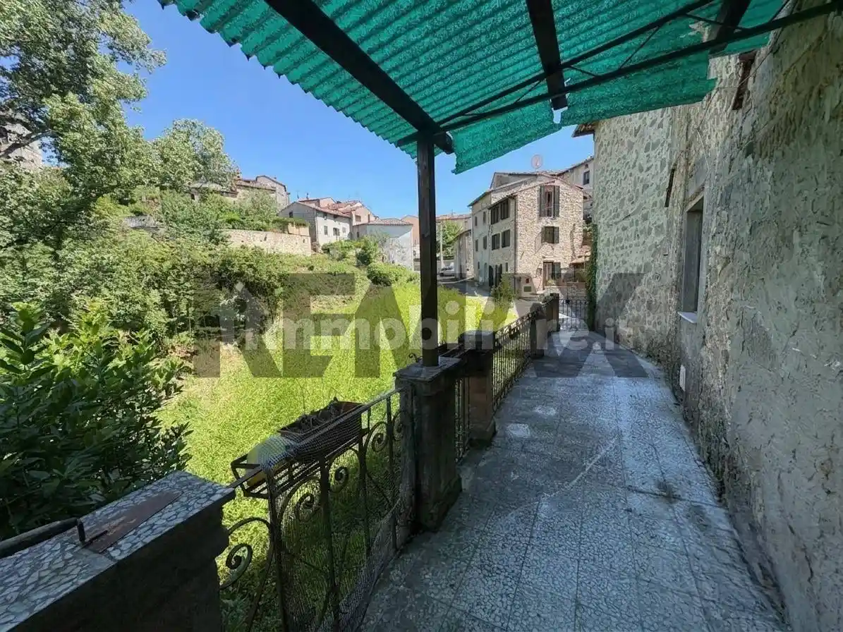 Casa indipendente in vendita a Bagni di Lucca