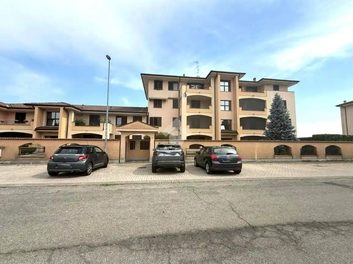 Appartamento in vendita a Trecate