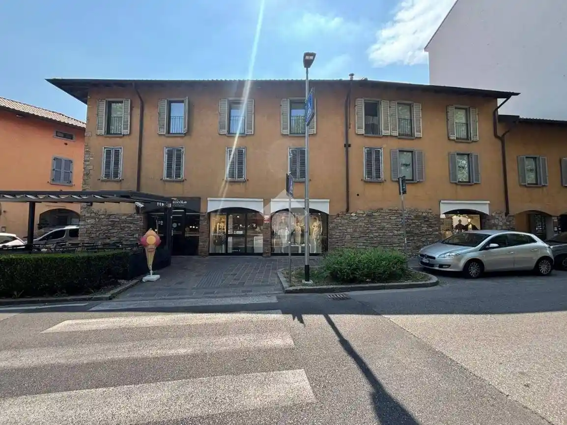 Appartamento in vendita a Bergamo