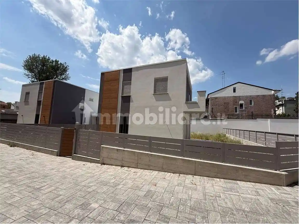 Villa in vendita a Ferrara