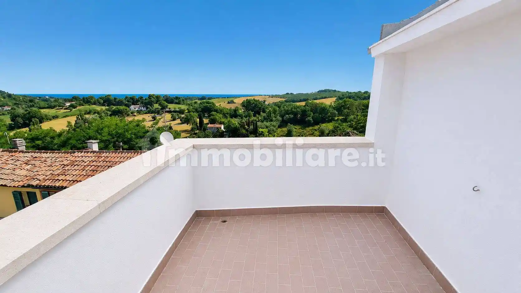Casa indipendente in vendita a Pesaro