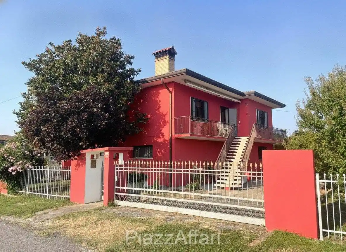 Villa in vendita a Correzzola