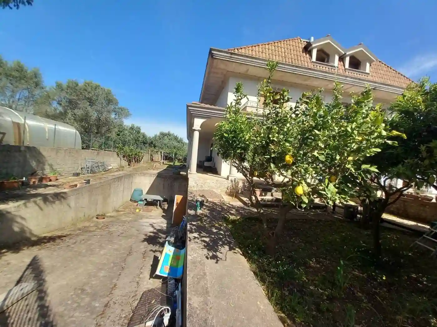 Villa - foto 2