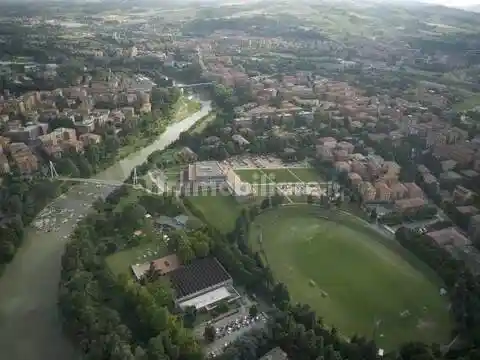 Palazzo - Edificio in vendita a Casalecchio di Reno
