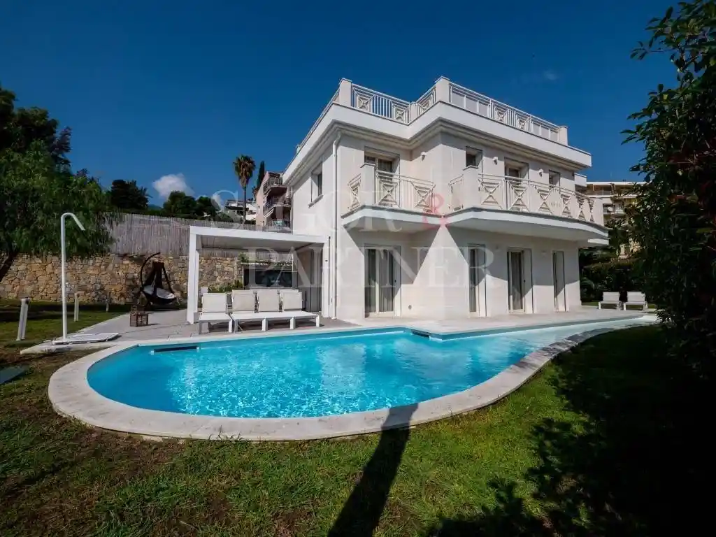 Villa in vendita a Sanremo