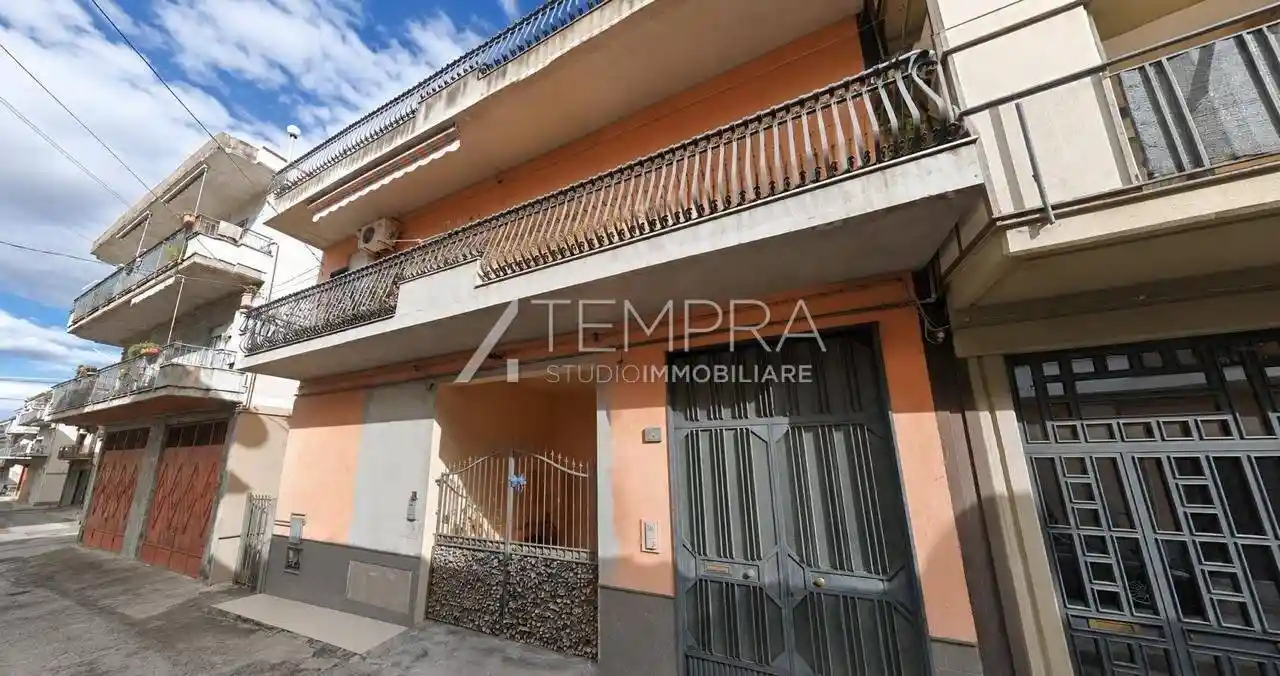 Villa in vendita a Adrano