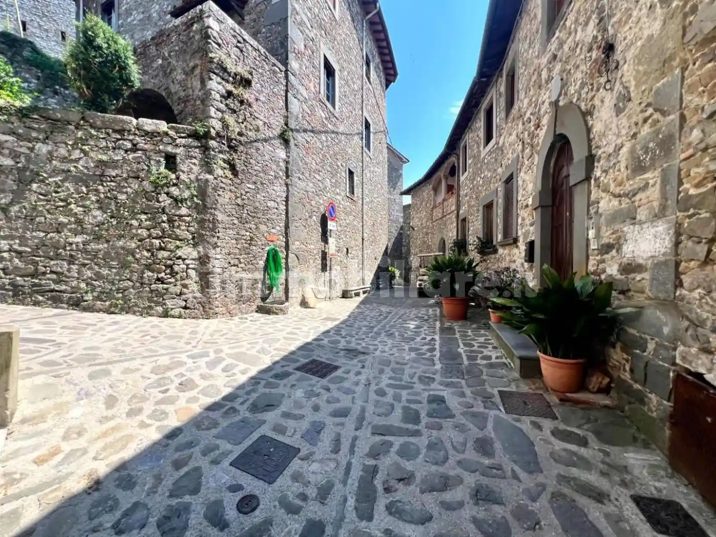 Casa indipendente in vendita a Borgo a Mozzano