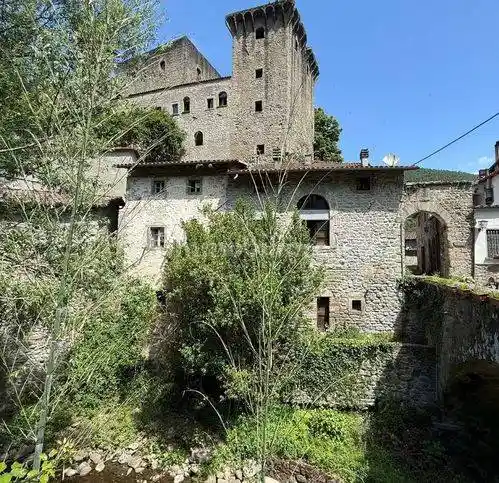 Rustico - Casale in vendita a Fivizzano