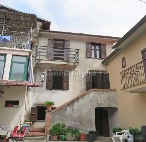 Rustico - Casale in vendita a Bagnone