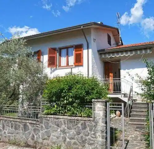 Villa in vendita a Fivizzano