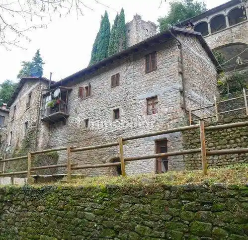 Villa in vendita a Fivizzano