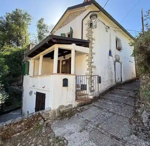 Rustico - Casale in vendita a Licciana Nardi