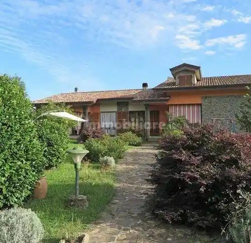 Villa in vendita a Villafranca in Lunigiana