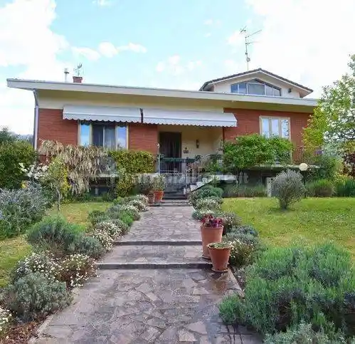 Villa in vendita a Bagnone