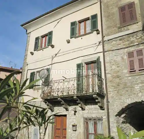Villetta a schiera in vendita a Bagnone