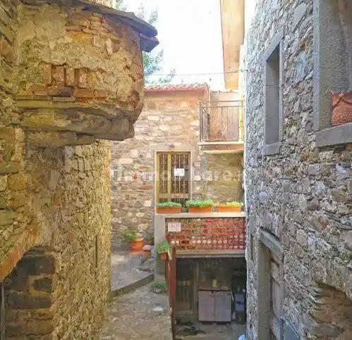 Villetta a schiera in vendita a Casola in Lunigiana