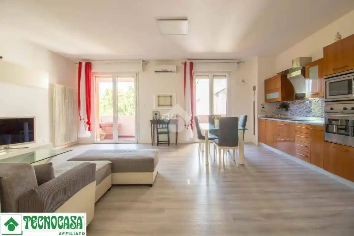 Appartamento in vendita a Casalecchio di Reno