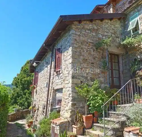 Villetta a schiera in vendita a Bagnone
