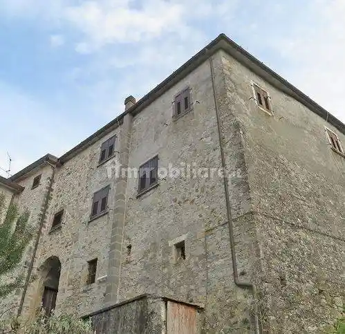 Rustico - Casale in vendita a Fivizzano