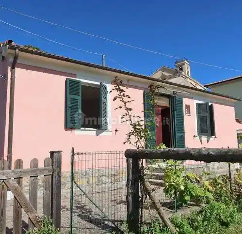 Villa in vendita a Fivizzano
