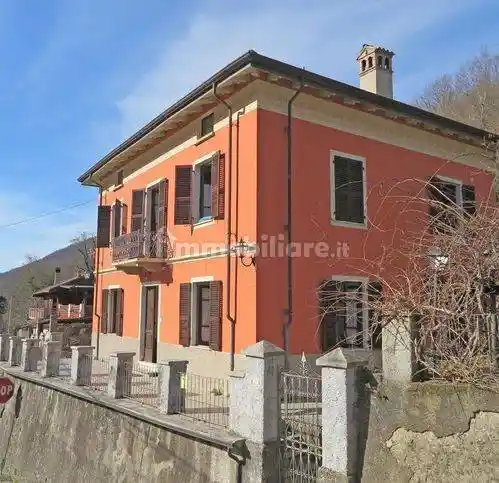 Villa in vendita a Aulla