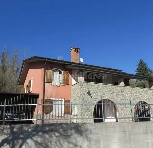 Villa in vendita a Bagnone