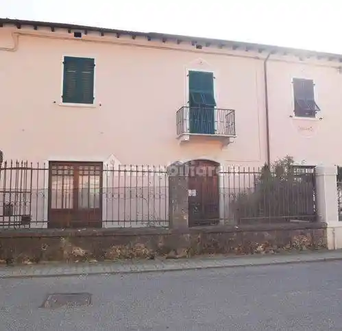 Villetta a schiera in vendita a Fivizzano