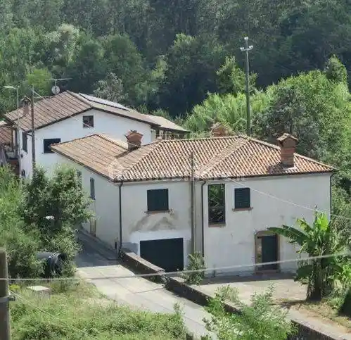 Villa in vendita a Aulla