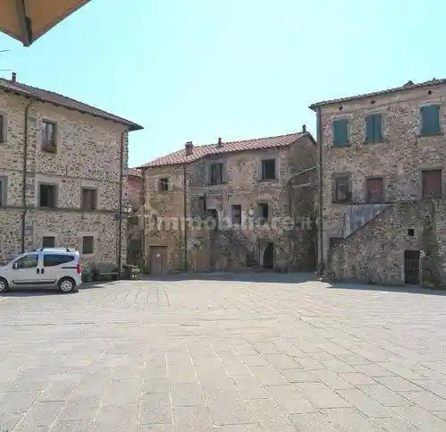 Villetta a schiera in vendita a Villafranca in Lunigiana