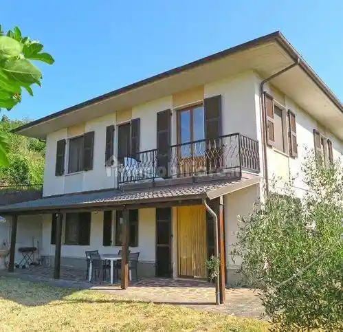 Villa in vendita a Bagnone