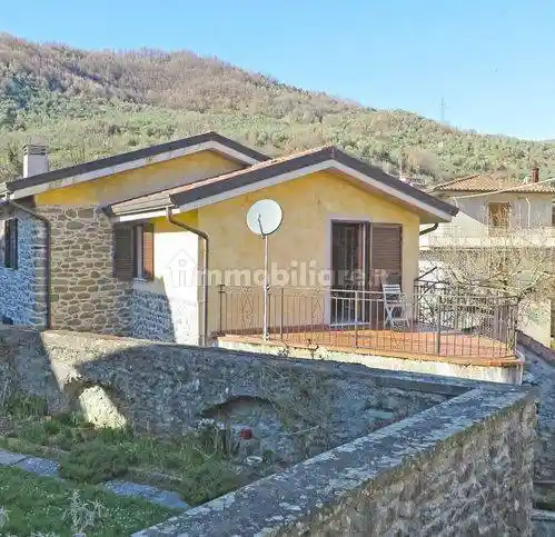 Villa in vendita a Casola in Lunigiana