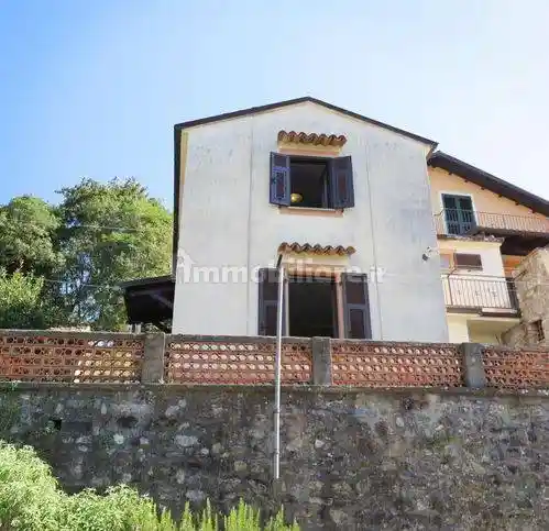 Villetta a schiera in vendita a Bagnone